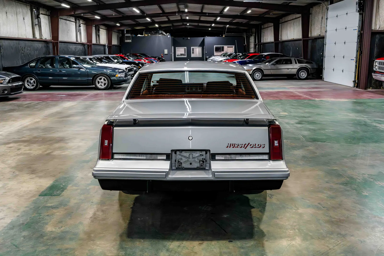 3_1984-Oldsmobile-Hurst Olds-Silver and Black-453022-33.jpg